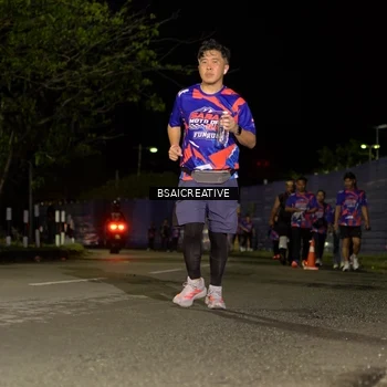 Runner Photo 6059696