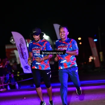 Runner Photo 6059867