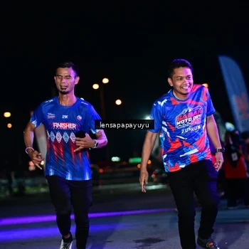 Runner Photo 6059904