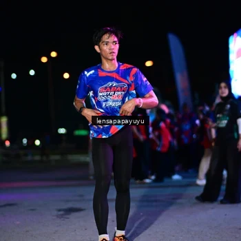 Runner Photo 6059945