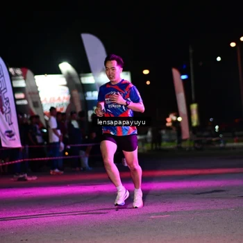 Runner Photo 6059971