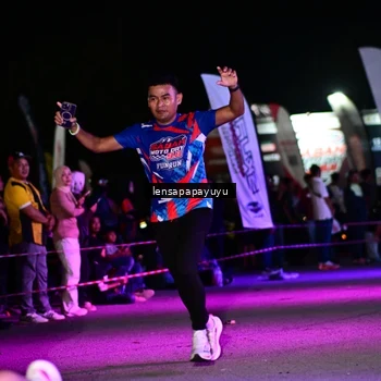 Runner Photo 6059986