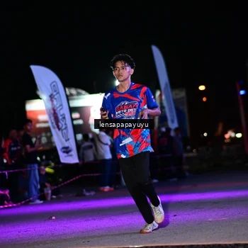 Runner Photo 6059992