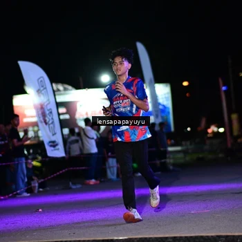 Runner Photo 6059997