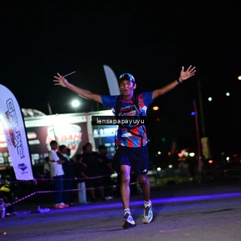Runner Photo 6060012