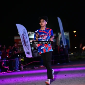 Runner Photo 6060016