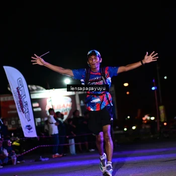 Runner Photo 6060031