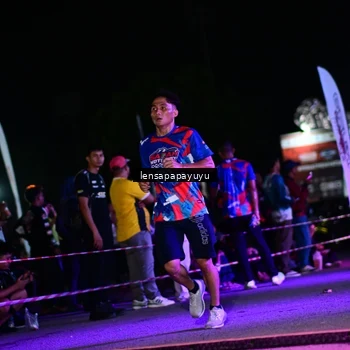 Runner Photo 6060150