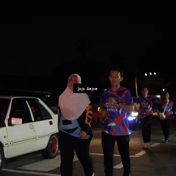 Runner Photo 6060200