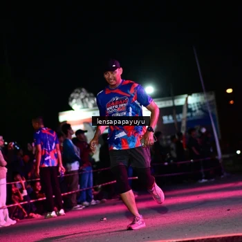 Runner Photo 6060291