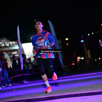 Runner Photo 6060355