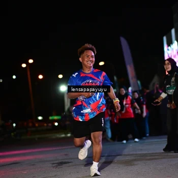 Runner Photo 6060402