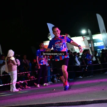 Runner Photo 6060544