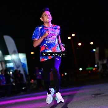 Runner Photo 6060692