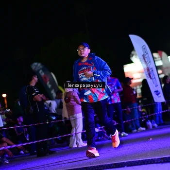 Runner Photo 6060717