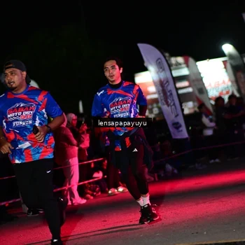 Runner Photo 6061100