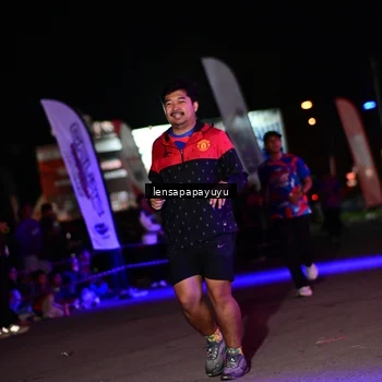 Runner Photo 6061111