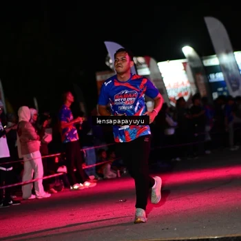 Runner Photo 6061132