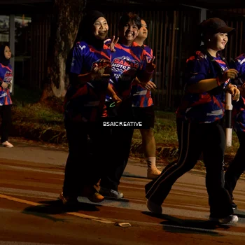 Runner Photo 6061137