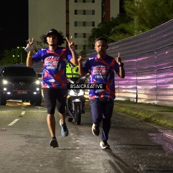 Runner Photo 6061214