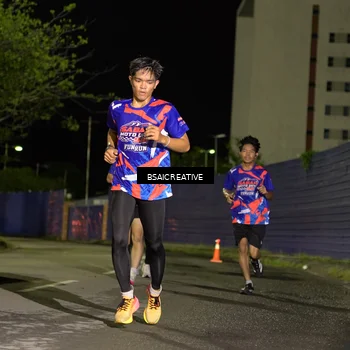 Runner Photo 6061240
