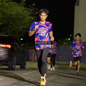 Runner Photo 6061246