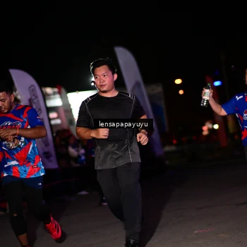 Runner Photo 6061278