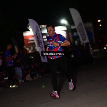 Runner Photo 6061298
