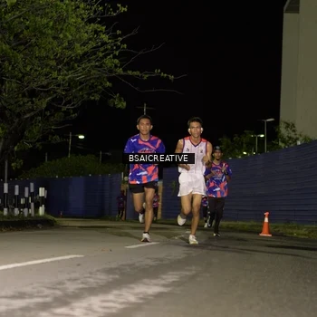 Runner Photo 6061301