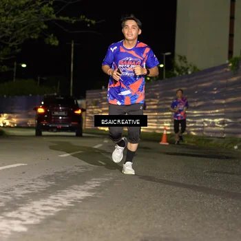 Runner Photo 6061331