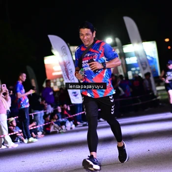 Runner Photo 6061344