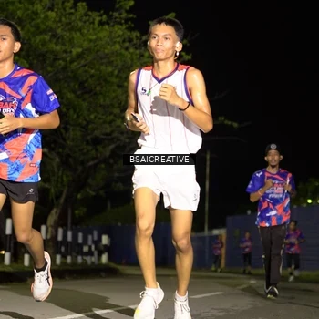Runner Photo 6061352