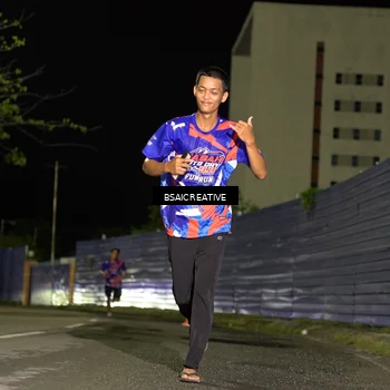 Runner Photo 6061353