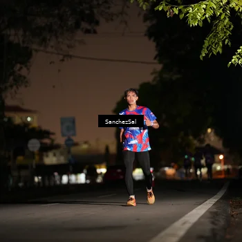 Runner Photo 6061373