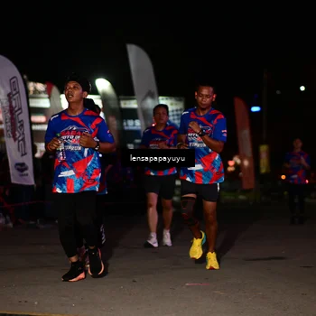 Runner Photo 6061384