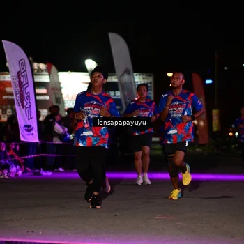 Runner Photo 6061396
