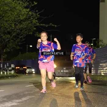 Runner Photo 6061404