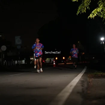Runner Photo 6061407