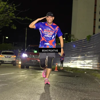 Runner Photo 6061433