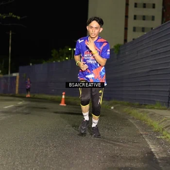 Runner Photo 6061445