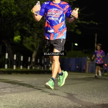Runner Photo 6061500