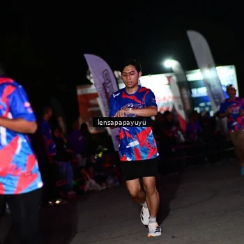 Runner Photo 6061616