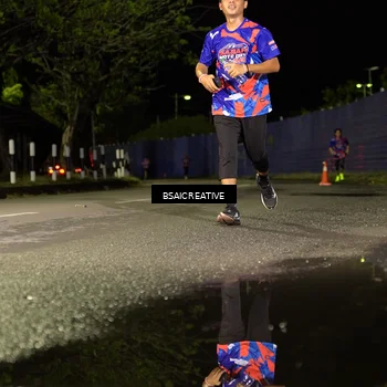 Runner Photo 6061653