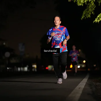 Runner Photo 6061675