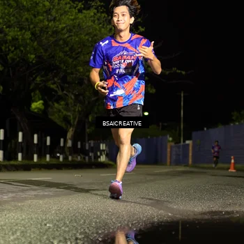 Runner Photo 6061696