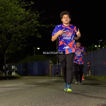 Runner Photo 6061924
