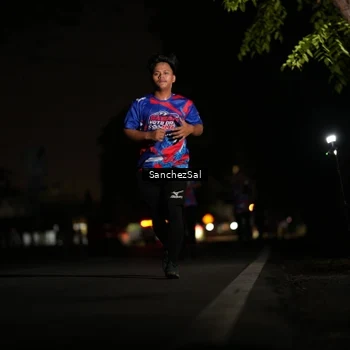 Runner Photo 6061930