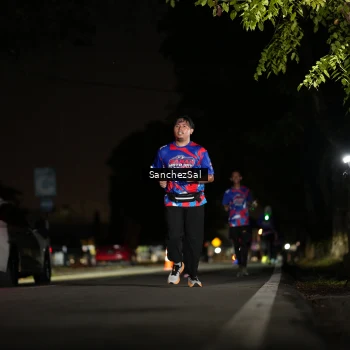 Runner Photo 6062047