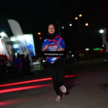 Runner Photo 6062066