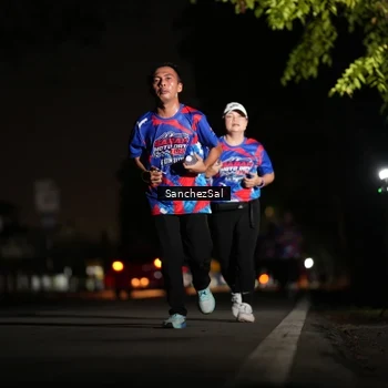 Runner Photo 6062083